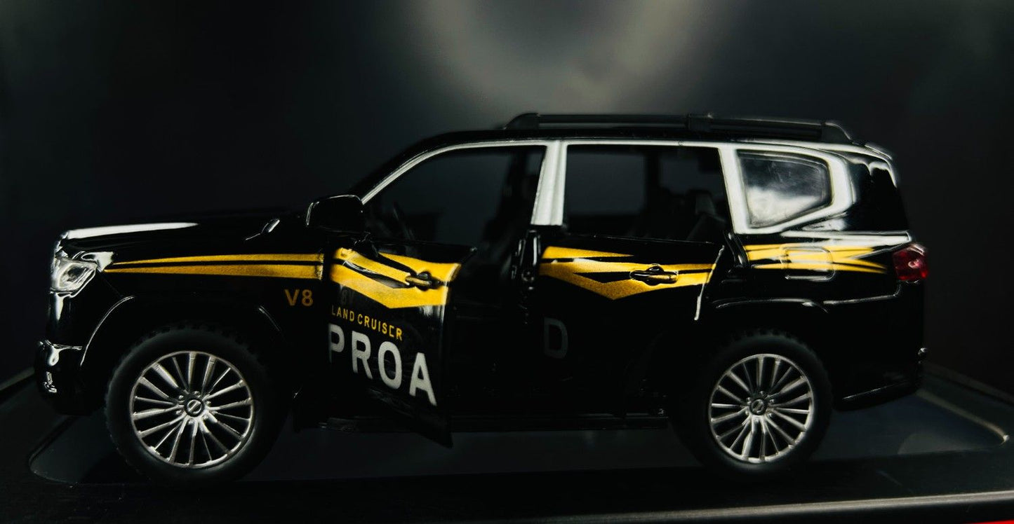 1:32 Scale Land Cruiser V8 Off Road Diecast Car Model PREMIUM